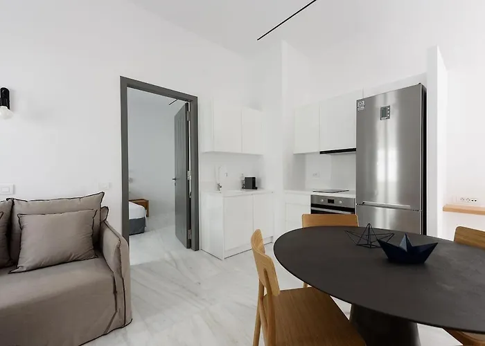 Aetherium Boutique * Naousa (Paros)